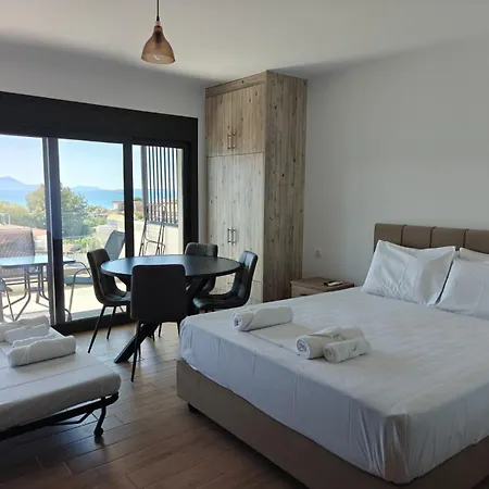 Ionian Pearl Apartament *